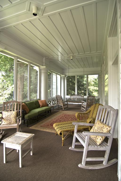 The Duke Mansion Bed & Breakfast Charlotte Exterior photo