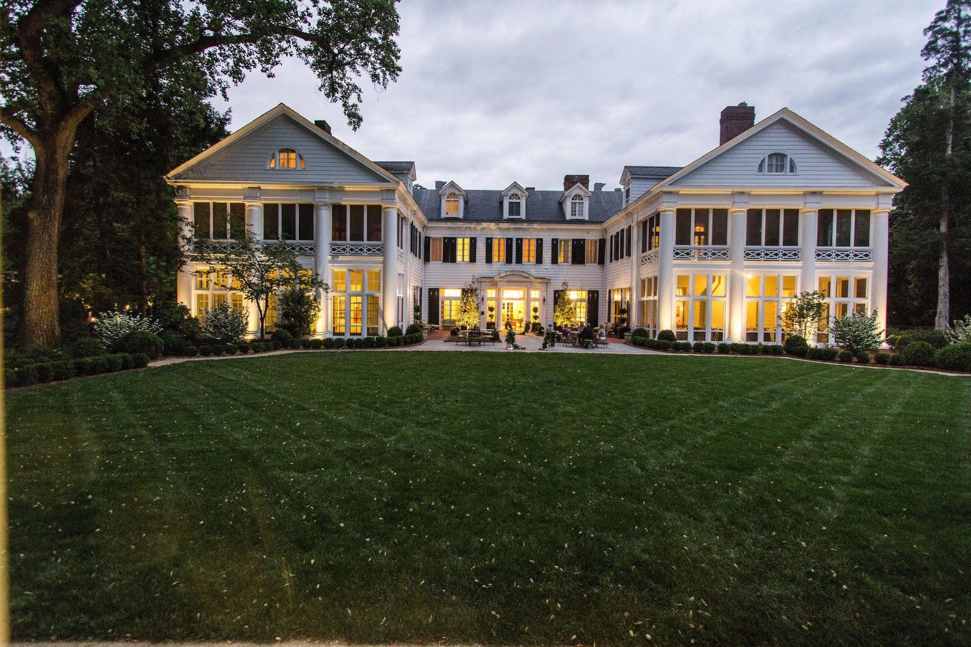 The Duke Mansion Bed & Breakfast Charlotte Exterior photo